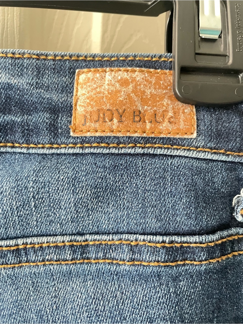 Judy Blue Dark Indigo Cropped Frayed Hem Jeans - Picture 4 of 5